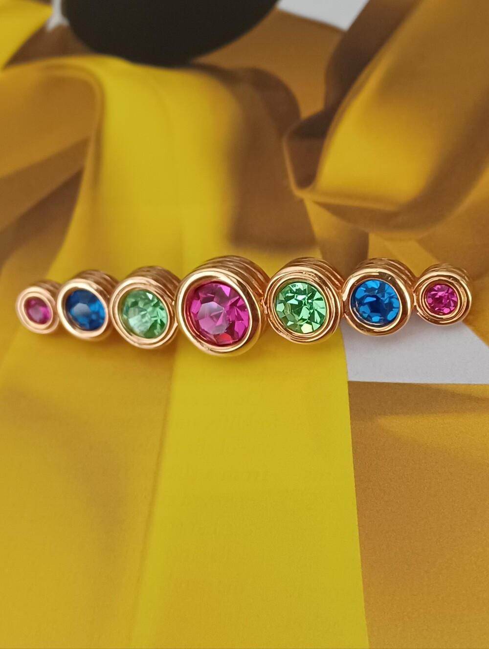 Vintage Swarovski Crystal Rainbow Bar Brooch 🌈✨️ - Picture 3 of 11